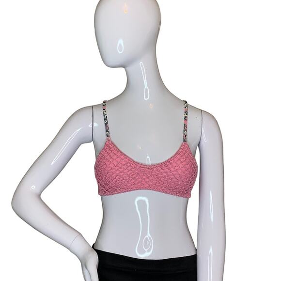 Xhilaration Bikini Top Size XS Pink Open Knit Fully Lined - Picture 1 of 14